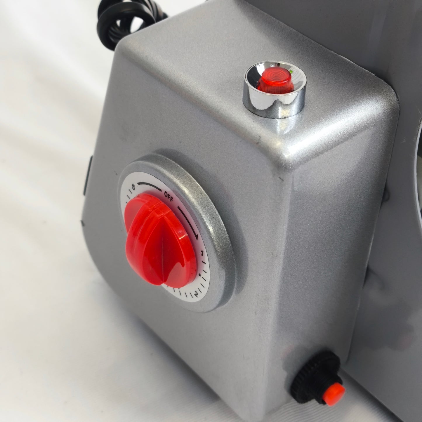 Moinho elétrico profissional para grãos e especiarias, 350g – 2000W, em aço inoxidável.