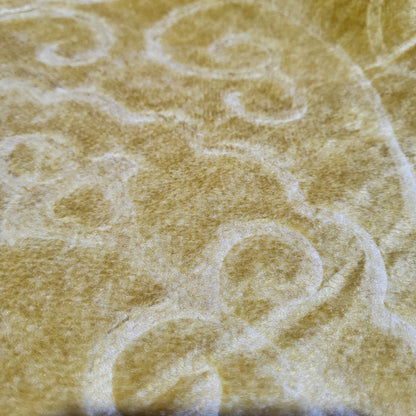 Raschel Blanket 220 x 240 cm – 2 kg – 100% Polyester