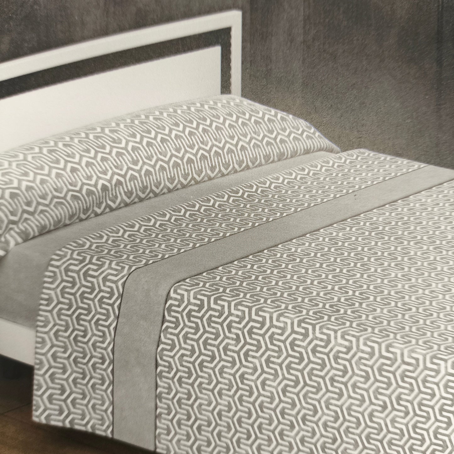 Juego de Sábanas Coralina Premium 180 GSM – Invierno, 3 Piezas, Extra Suaves y Térmicas – Estilo Moderno (Camas 90/135/150)