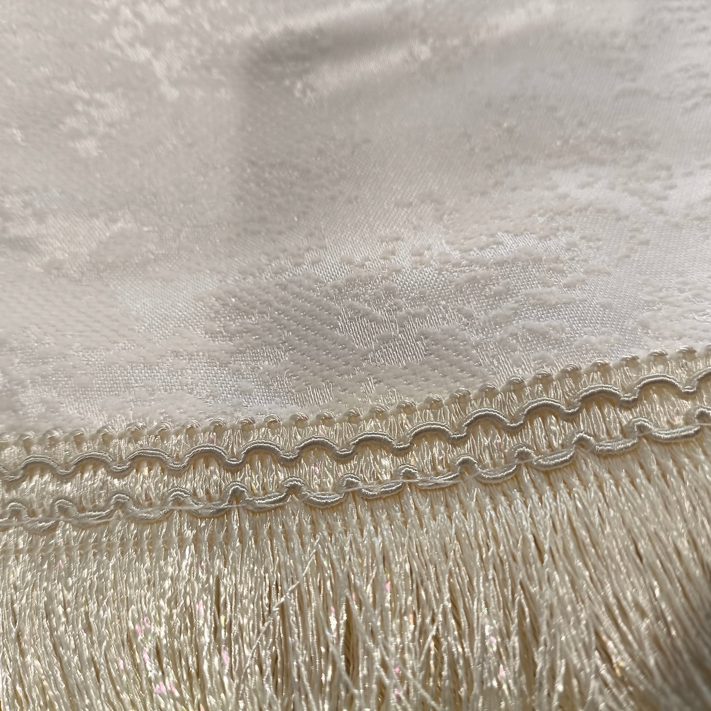 Set de Cama de Lujo Bordado Floral 11 Piezas – Crema y Visón