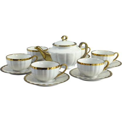 Set de Té de Porcelana Blanca con Detalles Dorados ✨🍵 Tetera + 6 Tazas con Platos