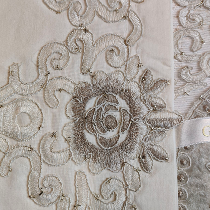 Juego de Cama para Novias "Clouds" – Elegancia y Diseño Clásico - COLOR CAPUCHINO