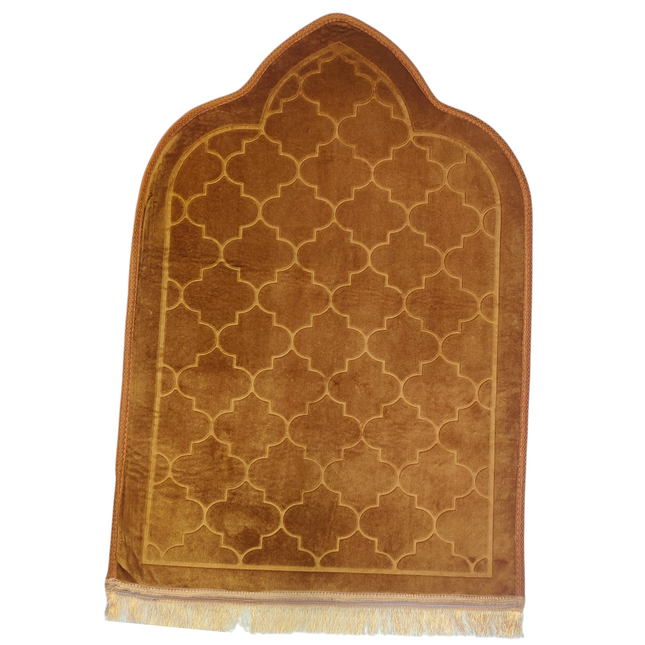 Tapete de oração Sajjada, castanho e dourado com franjas.
