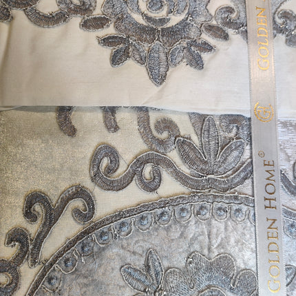 Conjunto de cama de noiva "Clouds" – Elegância e design clássico