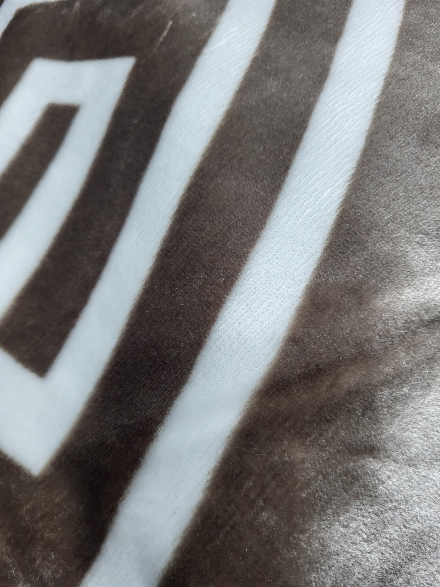 Manta Súper Suave 2-Ply ALZALUX 220×240 cm – 3,5 kg (4 colores) - CAMEL