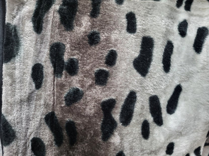 Manta Raschel 220 x 240 cm – 2 kg – 100% Poliéster