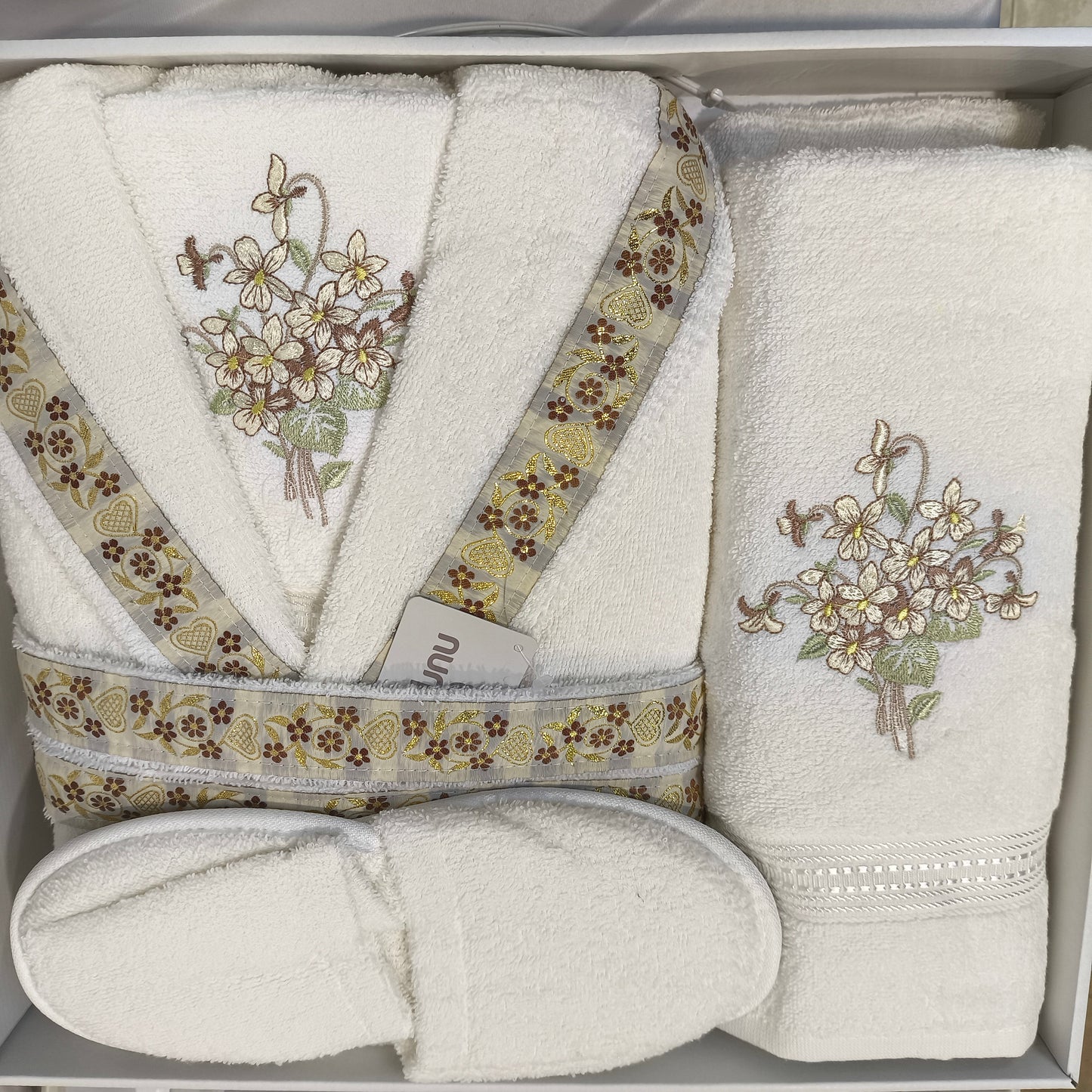 Set de Baño de Lujo 7 Piezas con Albornoz, Toallas y Zapatillas