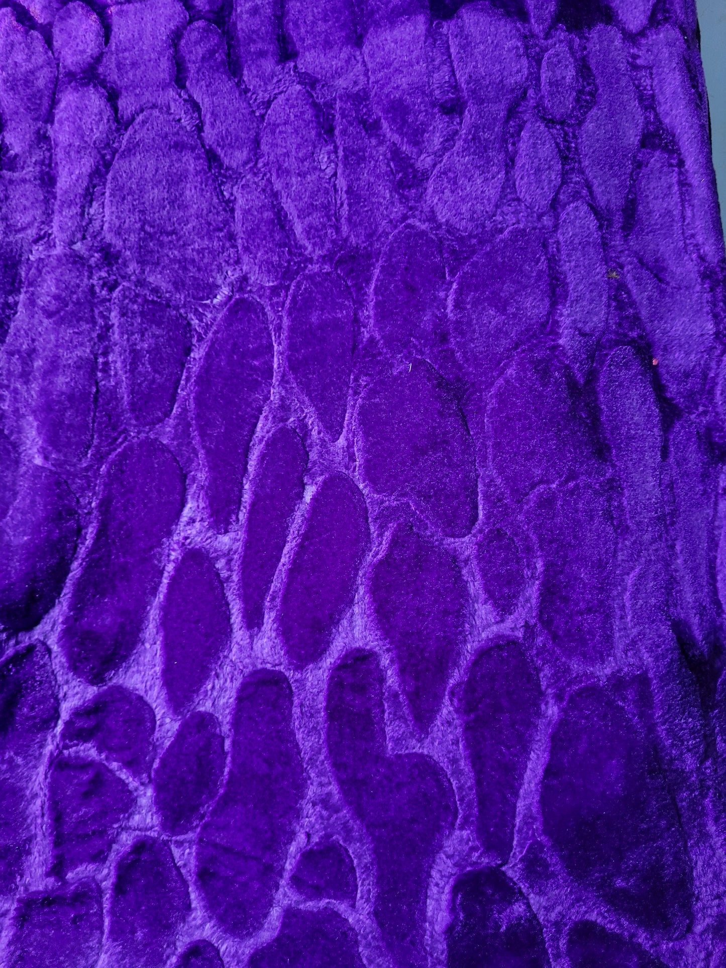 Manta Raschel 220 x 240 cm – 2 kg – 100% Poliéster