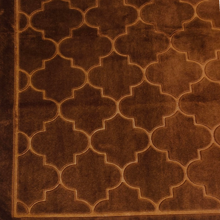 Tapete de oração Sajjada castanho chocolate com franjas douradas