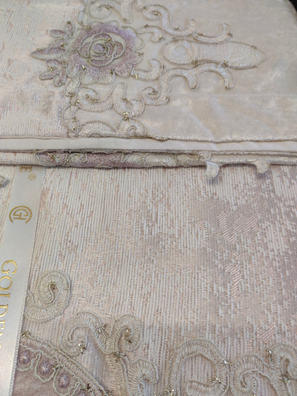 Juego de Cama de Lujo "Vicenza" – Elegancia Clásica con Estilo Barroco - COLOR ROSA PASTEL