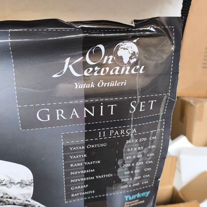 Set de Cama de Lujo Granit 11 Piezas con Colcha y Manta – 265 × 270 cm