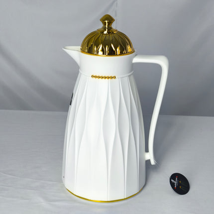 Elegante conjunto de jarro térmico – acabamento branco com tampa dourada