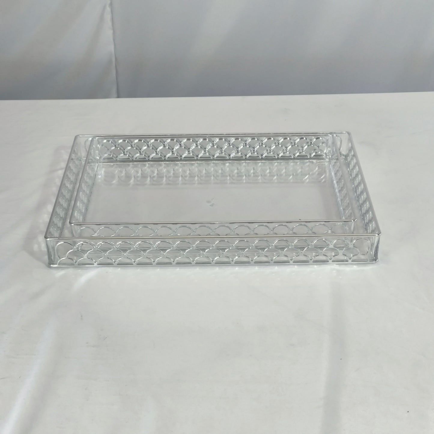 Bandeja Acrílica Transparente Cuadrada – Minimalista y Elegante