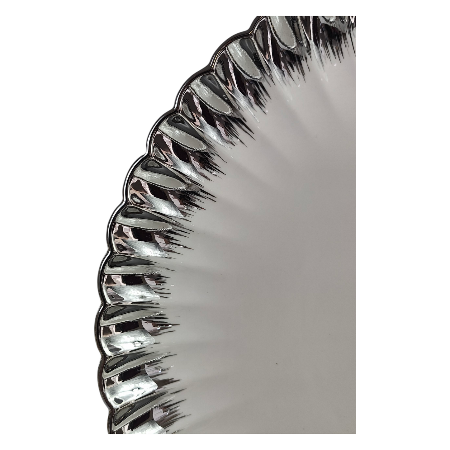 Set de 6 Platos de Porcelana Blanca con Borde Plateado Medida: Ø 36cm 🍽️✨ Diseño Moderno y Elegante