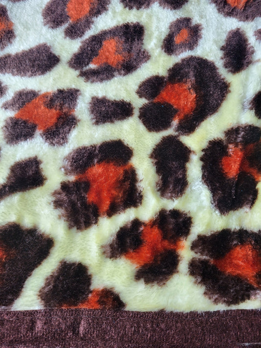 Manta Raschel 220 x 240 cm – 2 kg – 100% Poliéster