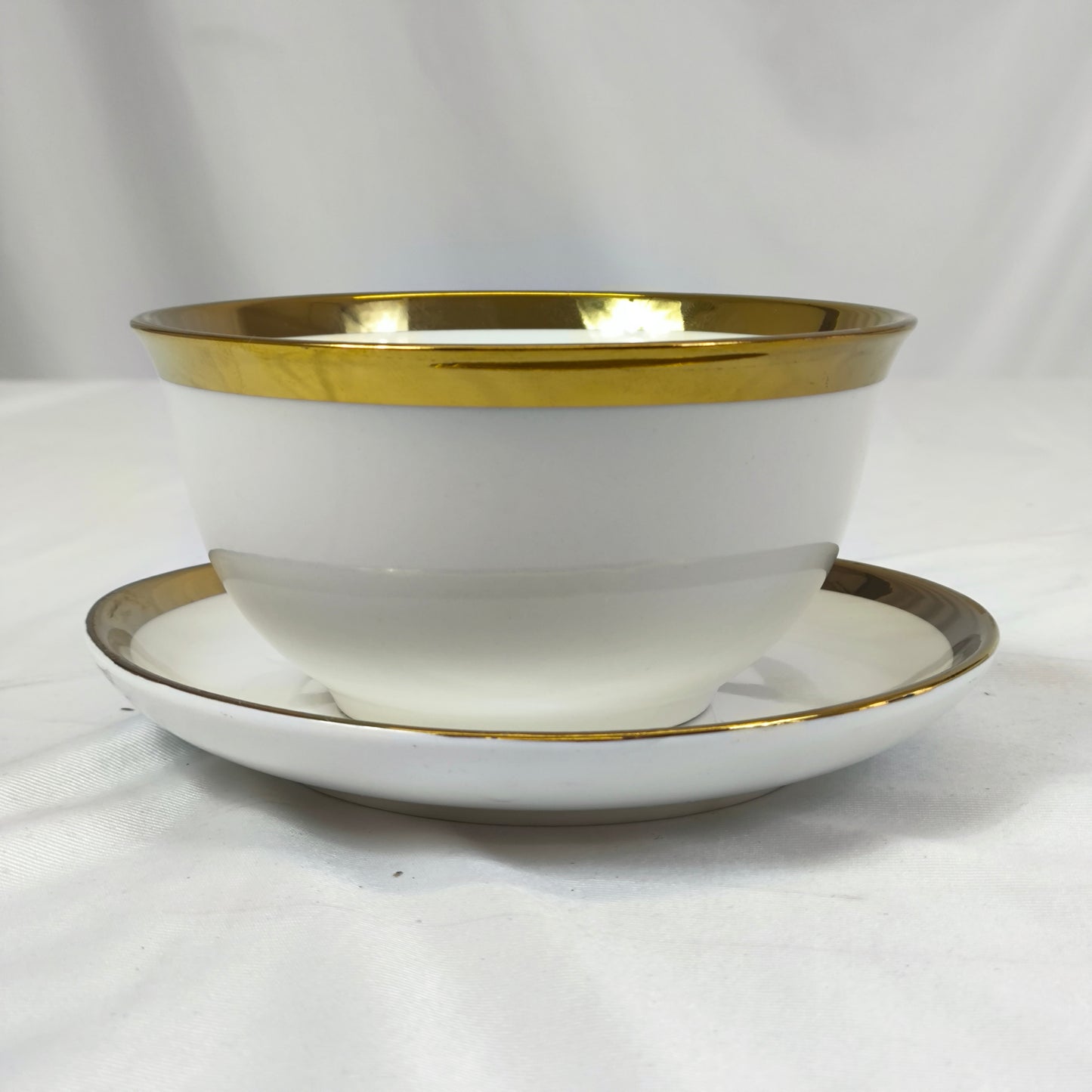 Juego de Sopera con 6 Tazones y Platillos de Porcelana Blanca con Borde Dorado 2,7L