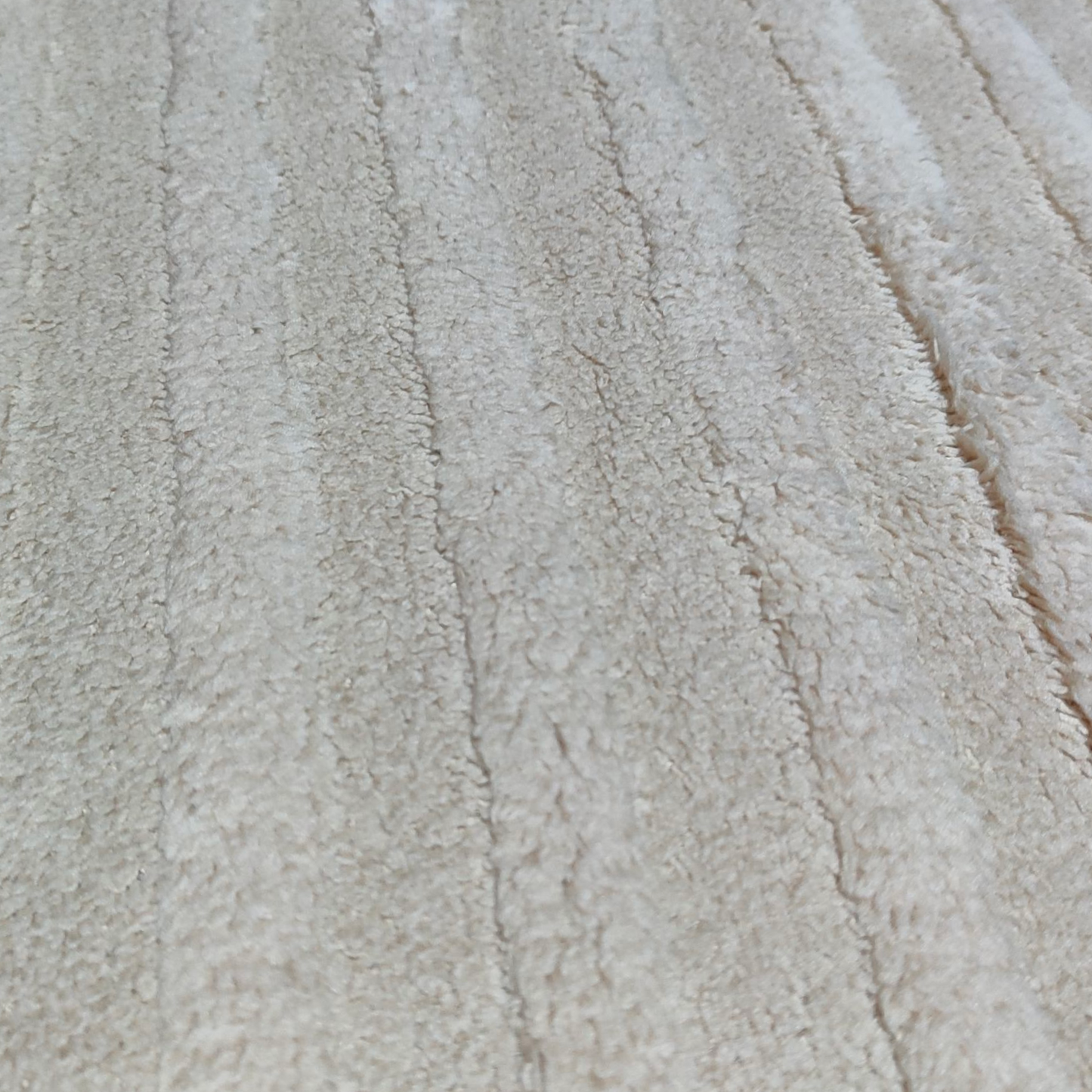 Edredón con Borrego Modelo Curvas – 230 x 250 cm - COLOR BEIGE
