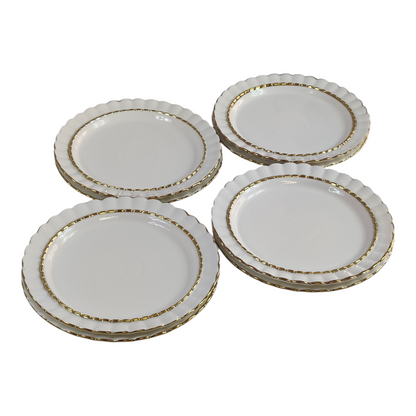 🍽️ Set de 8 Platos Llanos con Borde Dorado Ø20,9cm – Diseño Elegante y Ondulado
