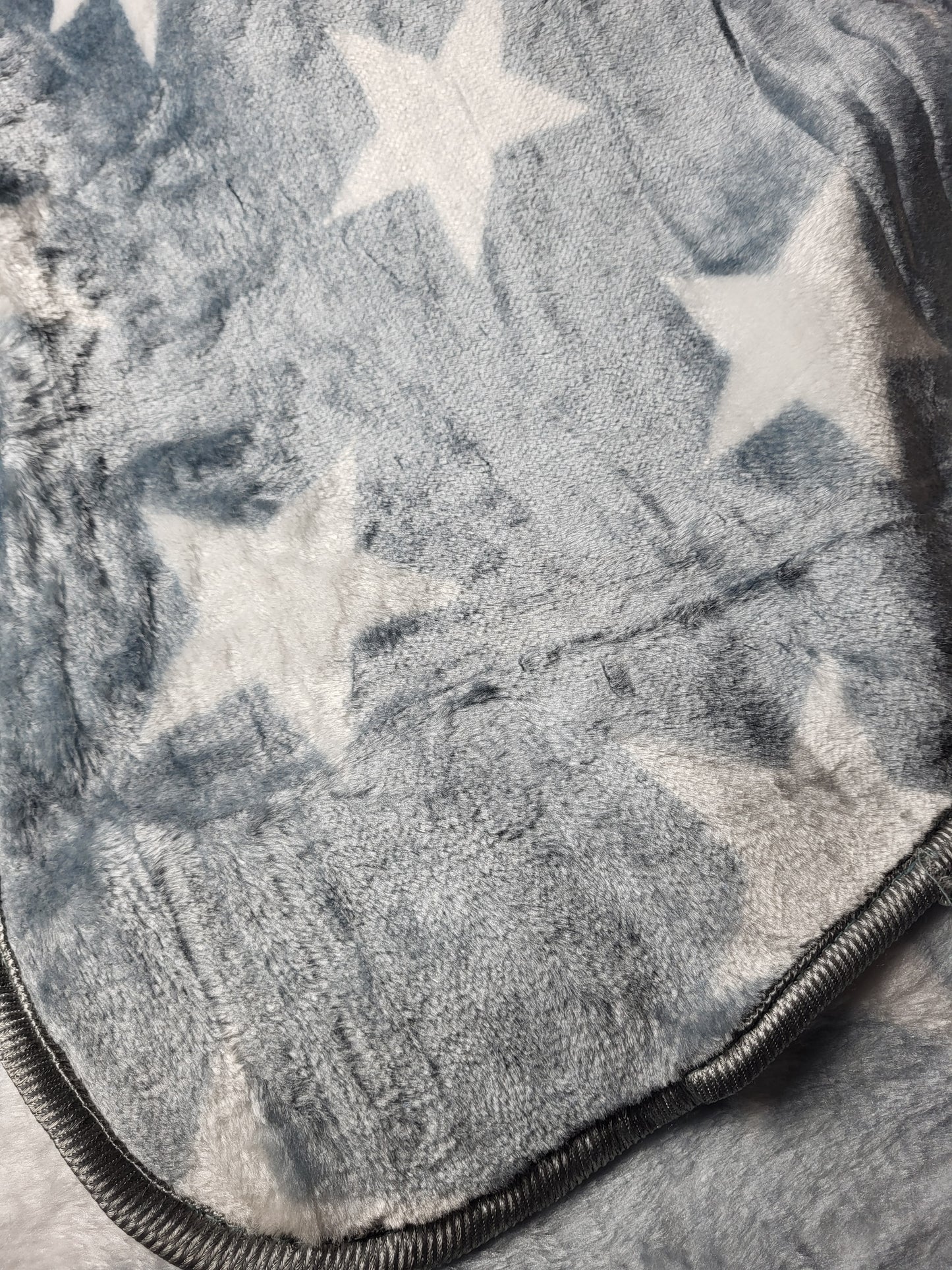 Manta Raschel 220 x 240 cm – 2 kg – 100% Poliéster