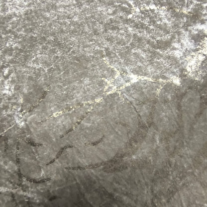 Alfombra de Salón Efecto Mármol 160x220 cm – Acabados Dorado o Plateado