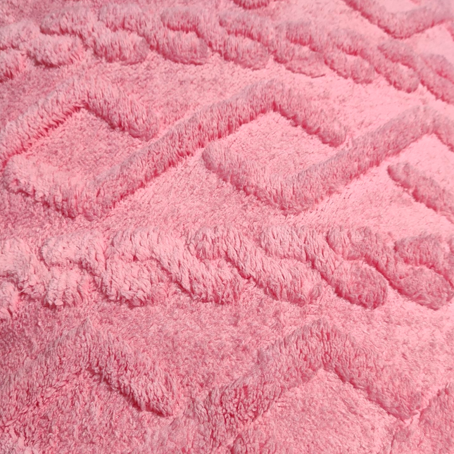 Quilt with Sheepskin Braids Model – 230 x 250 cm – PINK COLOR