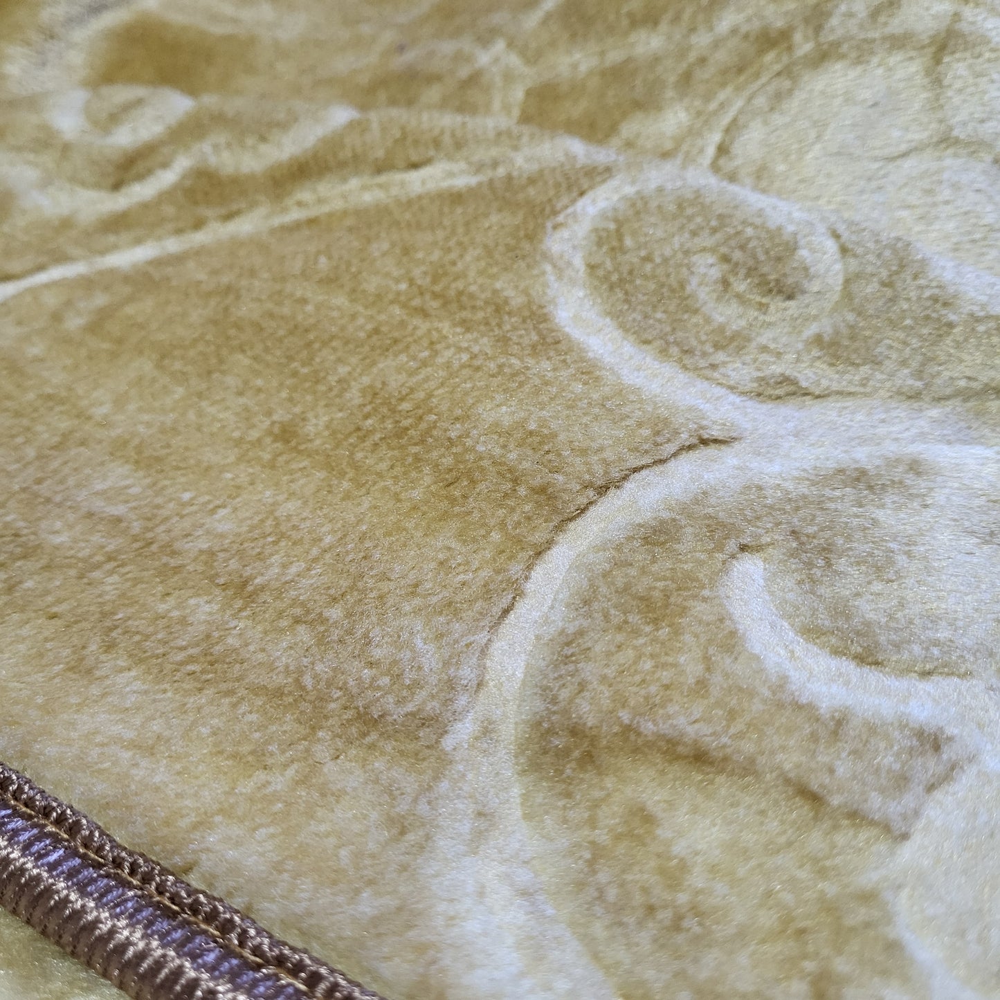 Manta Raschel 220 x 240 cm – 2 kg – 100% Poliéster