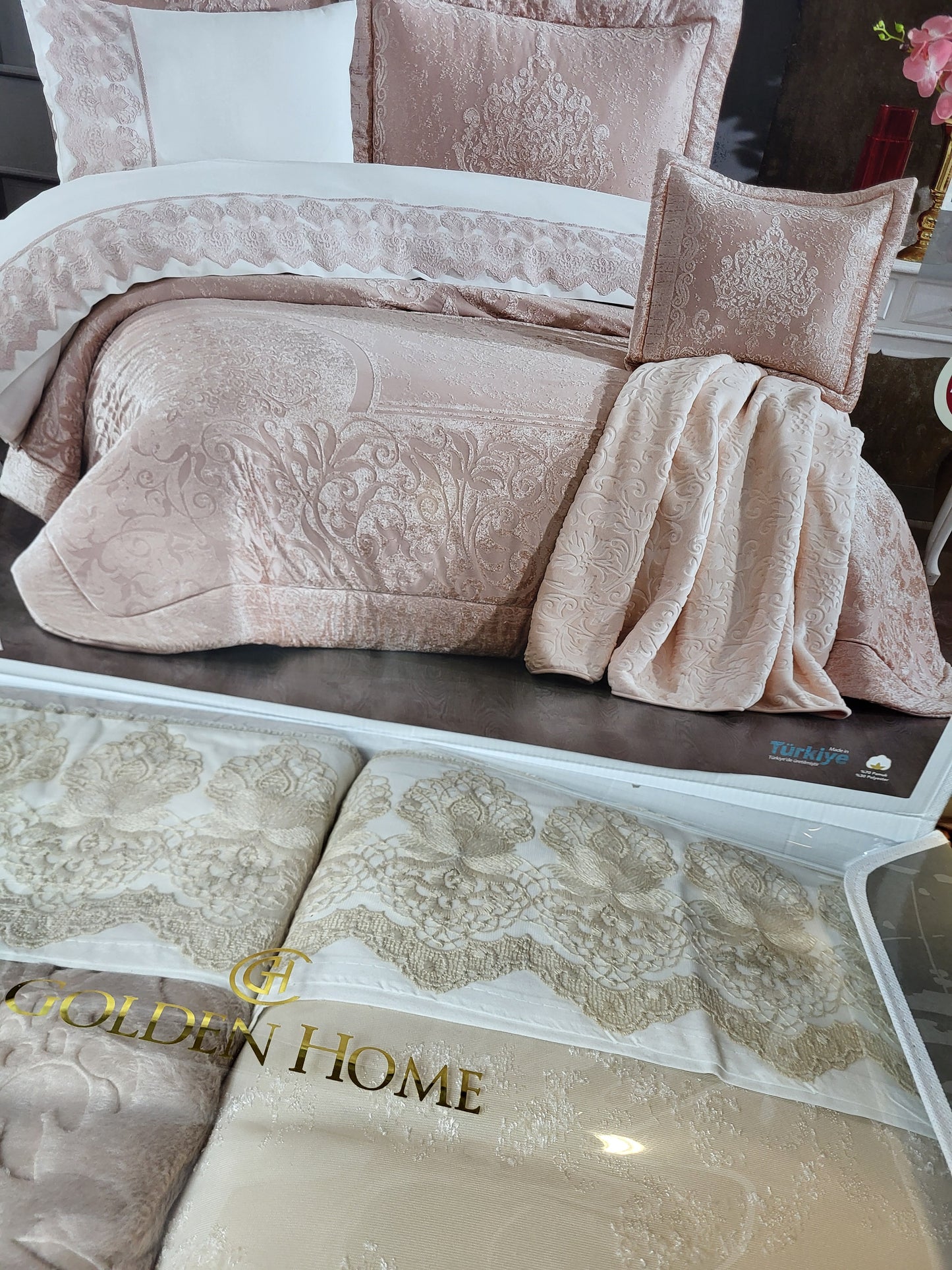 Juego de Cama para Ajuar "Perez" – Lujo y Sofisticación para tu Dormitorio - COLOR CAPUCHINO