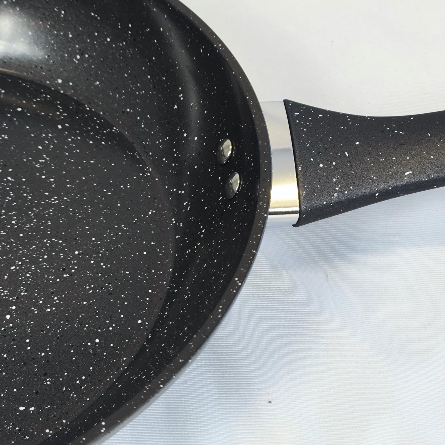 🖤 Batería de Cocina Antiadherente Premium 9 Piezas – Acabado Granito Negro con Tapas de Vidrio