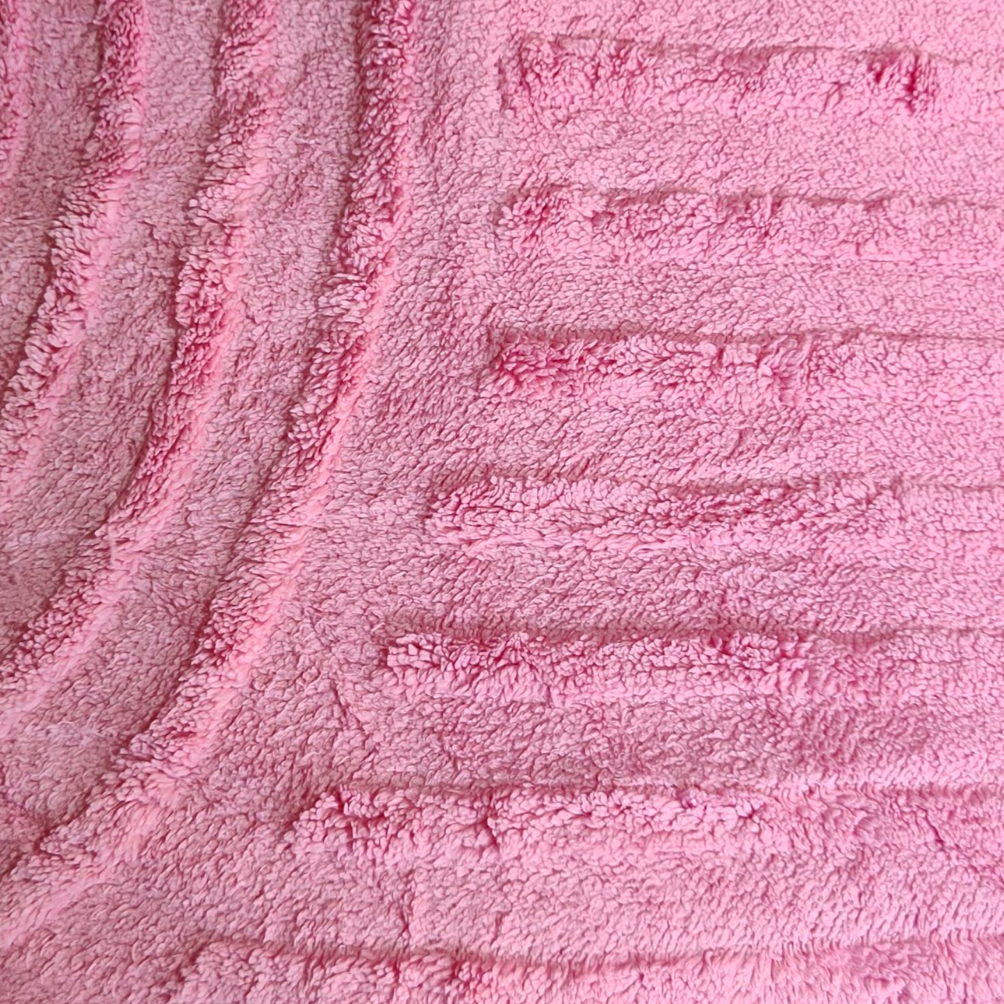 Edredón con Borrego Modelo Curvas – 230 x 250 cm - COLOR ROSA