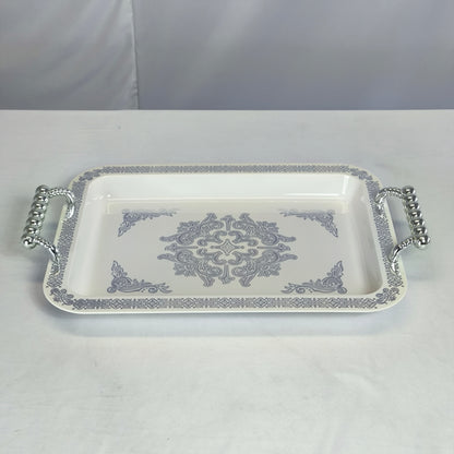 Conjunto de 3 Tabuleiros em Porcelana com Alças Prateadas – Apresentação Elegante