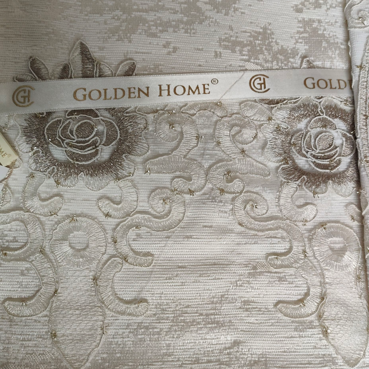 Juego de Cama de Lujo "Bologna" – Elegancia Clásica con Bordados en Relieve - COLOR CREMA