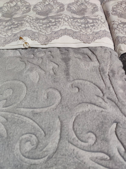 Juego de Cama para Ajuar "Perez" – Lujo y Sofisticación para tu Dormitorio - COLOR GRIS