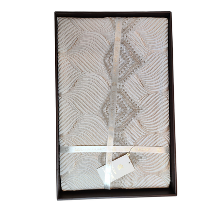 Juego de Cama de Lujo "Loren" – Diseño Moderno y Elegante para tu Dormitorio - COLOR CAPUCHINO