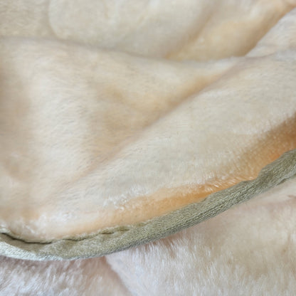 Raschel Blanket 220 x 240 cm – 2 kg – 100% Polyester