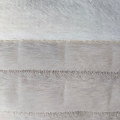 Edredão Acolchoado com Carneirinha – COR CINZENTA – Elegância e Conforto Absoluto