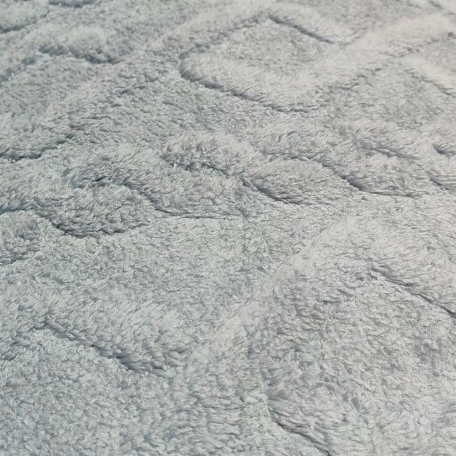 Quilt with Sheepskin Braided Model – 230 x 250 cm – LIGHT GREY COLOR
