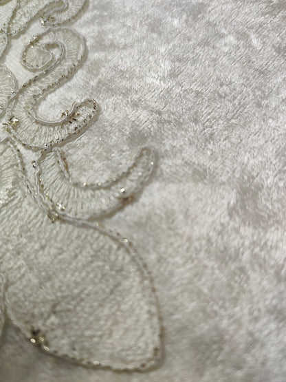 Juego de Cama de Lujo "Vicenza" – Elegancia Clásica con Estilo Barroco - COLOR CAPUCHINO