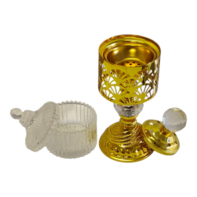 Conjunto de incenso e perfume árabe dourado — Tabuleiro decorativo com queimador, frascos e pinça.