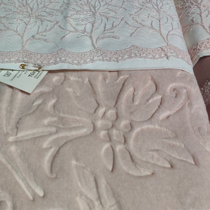 Conjunto de cama Emilia – Elegância e sofisticação no seu quarto