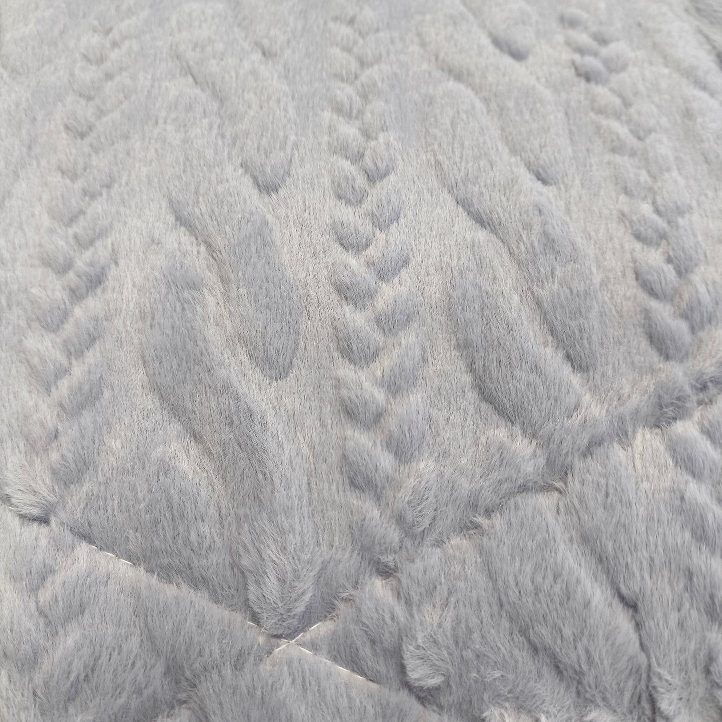 Edredón Aterciopelado con Borreguito MODELO TRAMA DE CANALÉ TRENZADO - COLOR AZUL