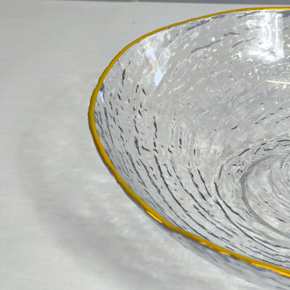 Taça de plástico com rebordo dourado – Elegância para a sua mesa