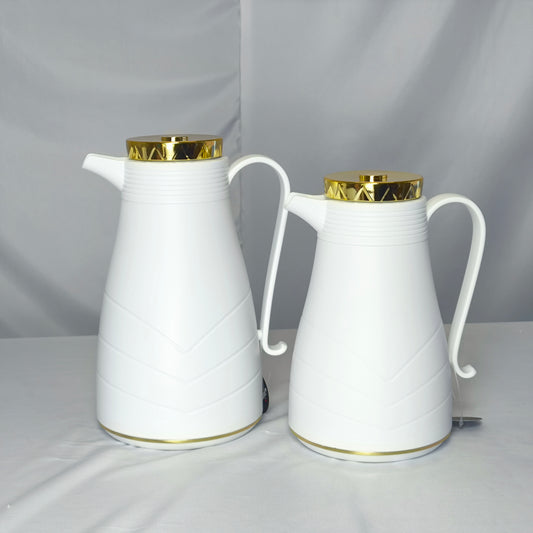 Juego de Jarras Térmicas Modernas – Blanco Mate con Detalles Dorados