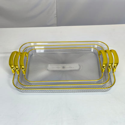 Conjunto de 3 tabuleiros de plástico com pegas douradas – Luxo e estilo para servir.
