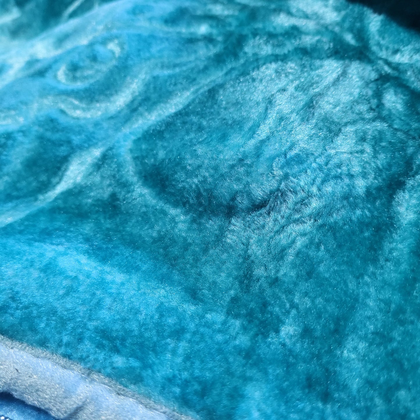 Manta Raschel 220 x 240 cm – 2 kg – 100% Poliéster