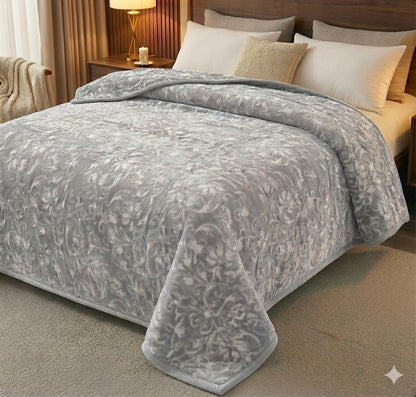 🛏️✨ Manta Súper Suave de Lujo HOME Deluxe 220x240 cm – 5,65 kg – 100% Poliéster – Gramaje 1.070 g/m² - COLOR GRIS CLARO